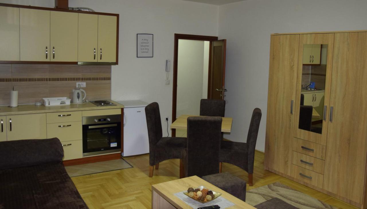 Apartmani Maric Novi Pazar Extérieur photo