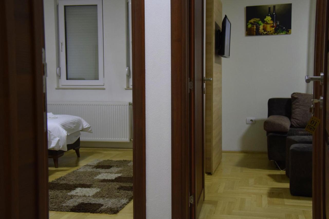 Apartmani Maric Novi Pazar Extérieur photo