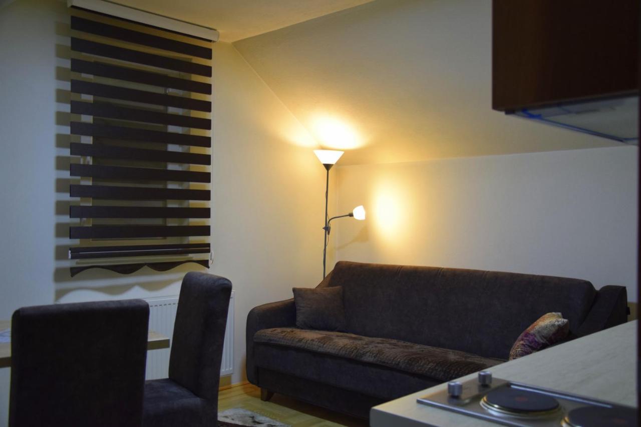 Apartmani Maric Novi Pazar Extérieur photo