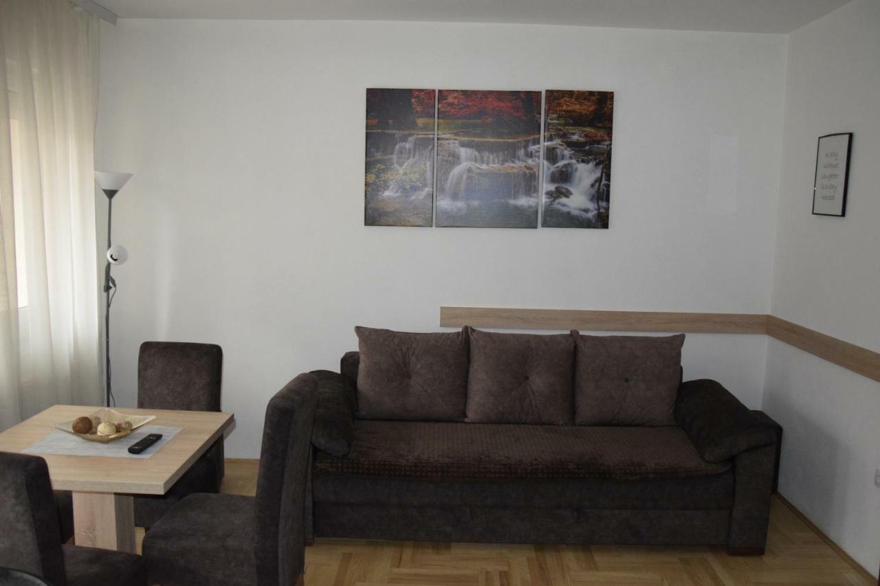 Apartmani Maric Novi Pazar Extérieur photo