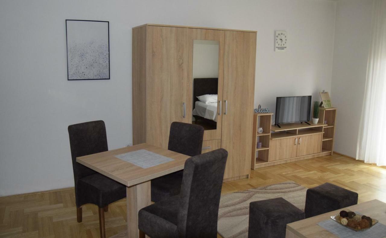 Apartmani Maric Novi Pazar Extérieur photo