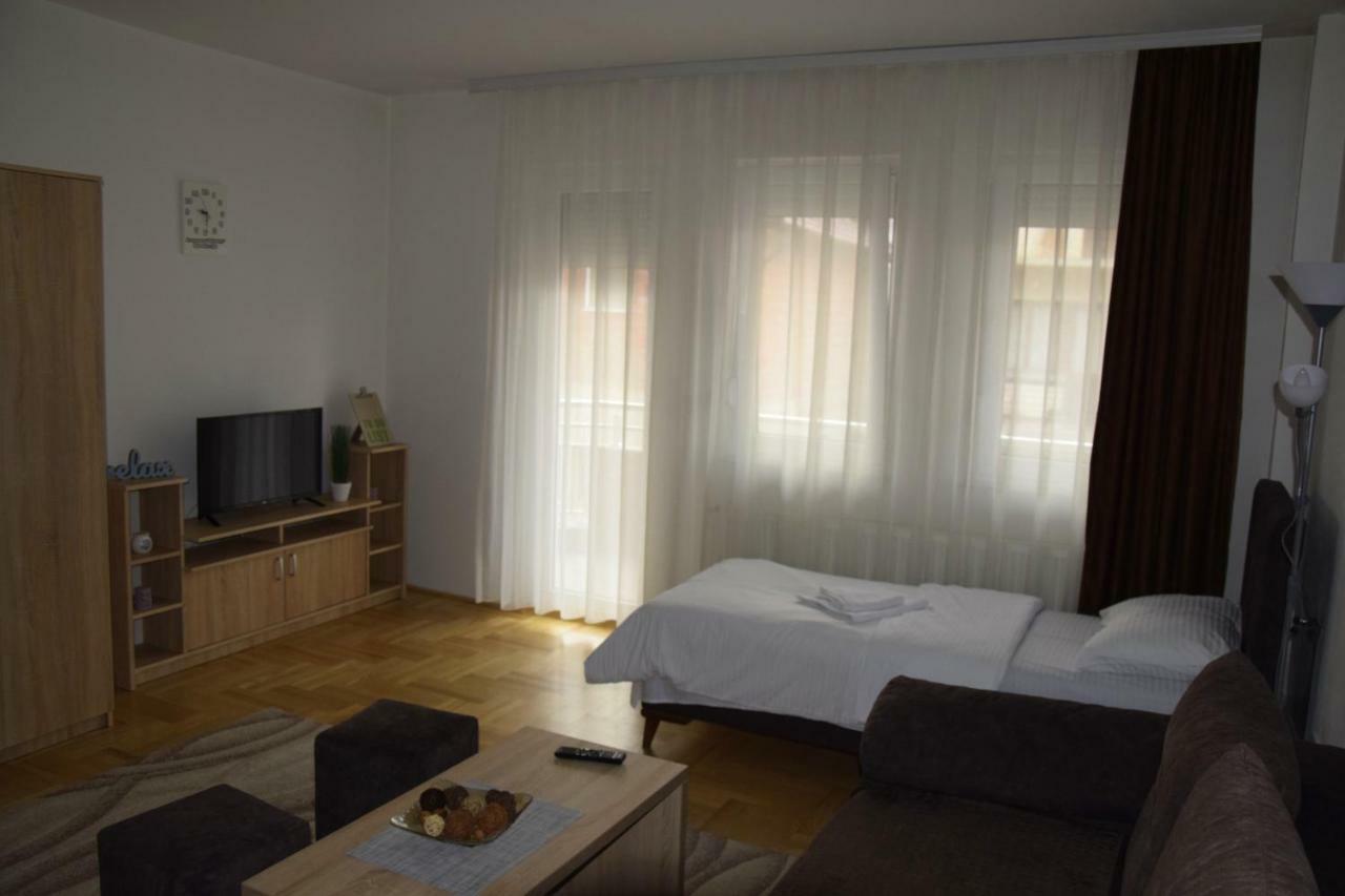 Apartmani Maric Novi Pazar Extérieur photo