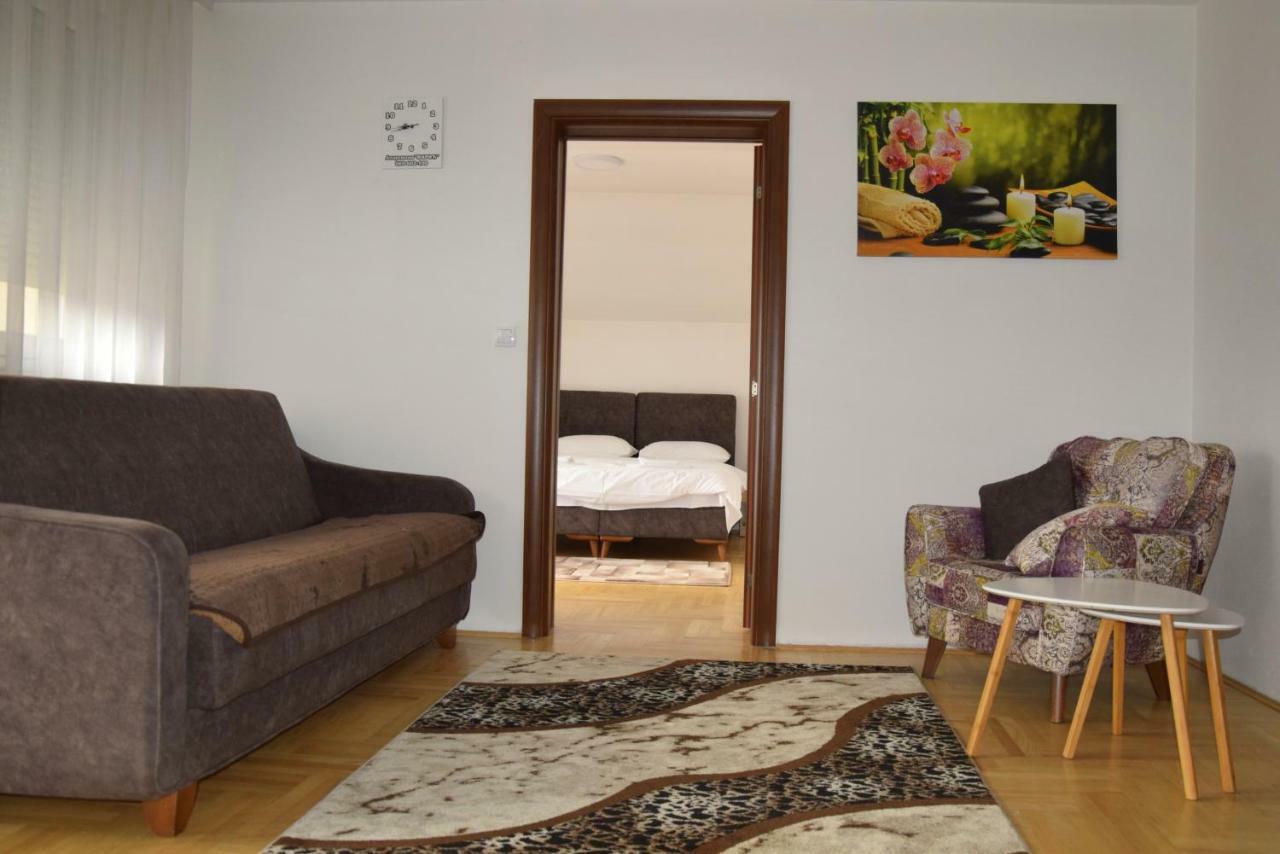 Apartmani Maric Novi Pazar Extérieur photo