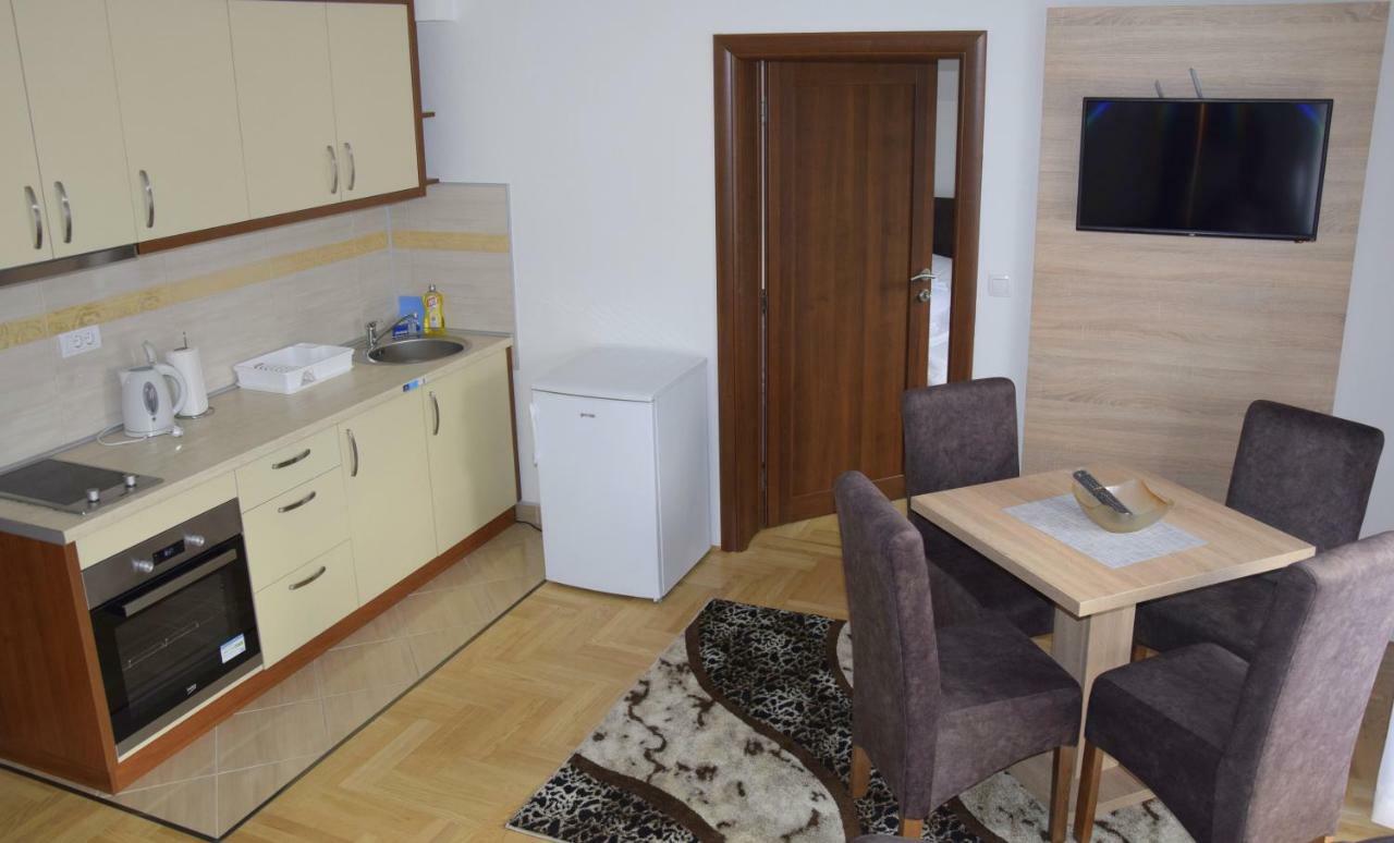 Apartmani Maric Novi Pazar Extérieur photo